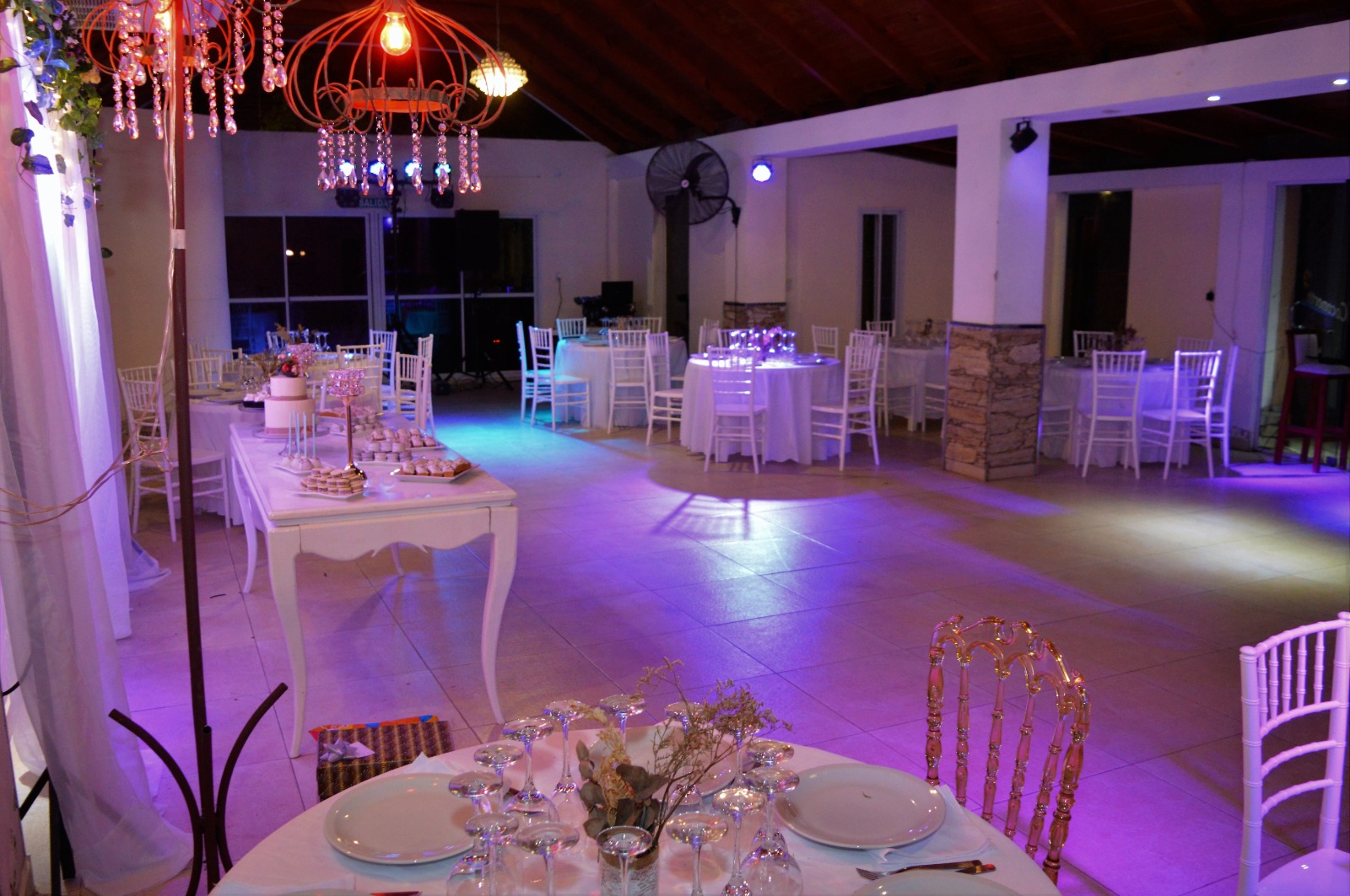 Equipo de Coconorth preparando eventos